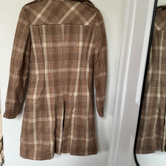 United Colors of Benetton Plaid Coat - Picture 6 of 7